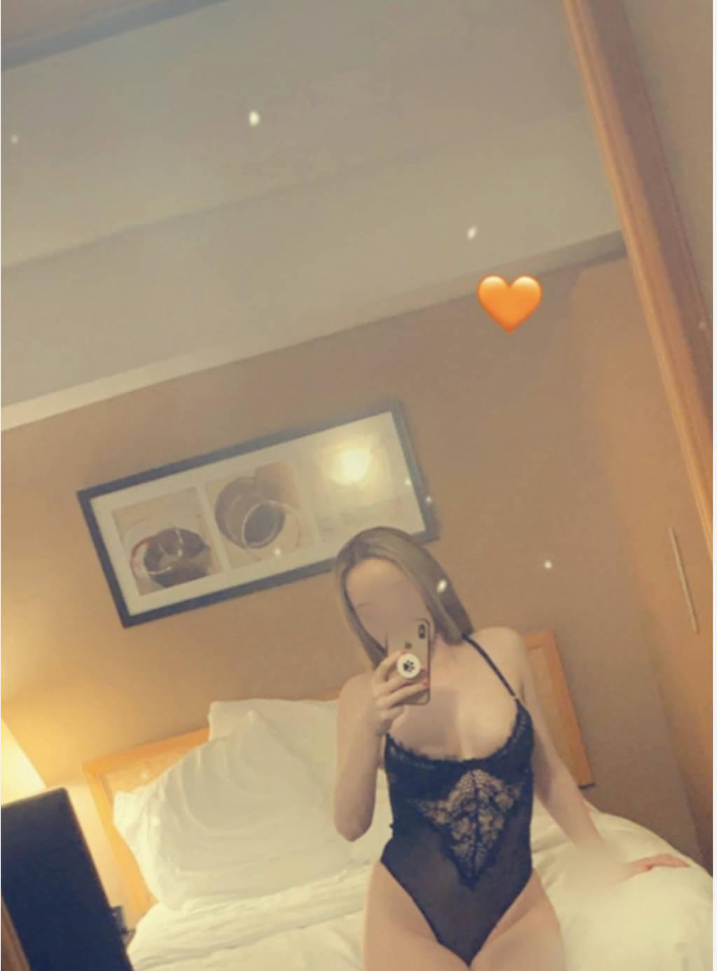 IM BACK ♡•ʙʟᴏɴᴅᴇ ʙᴀʙᴇ•♡ ☆ 𝘛𝘰𝘱 𝘰𝘧 𝘵𝘩𝘦 𝘭𝘪𝘯𝘦 ☆✦ღ