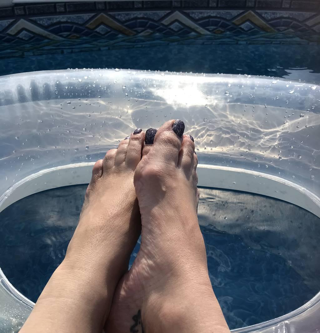 Hot 50 yr old horny Milf waiting for you!!!