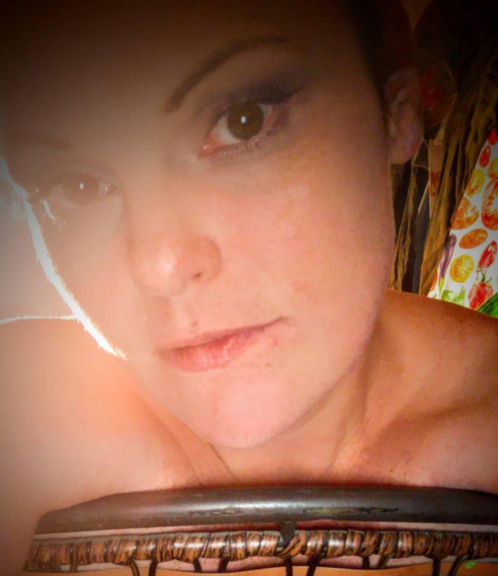 NEW to the Business, Mature Professional Lady to satisfy