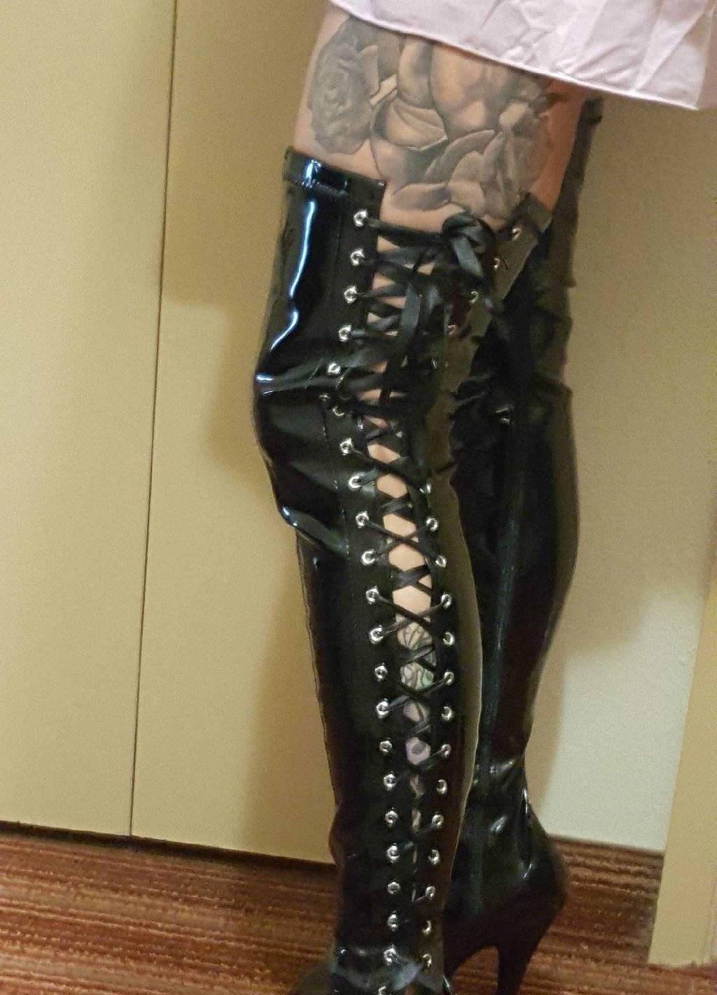 Big titted cougar prebooking jan 18
