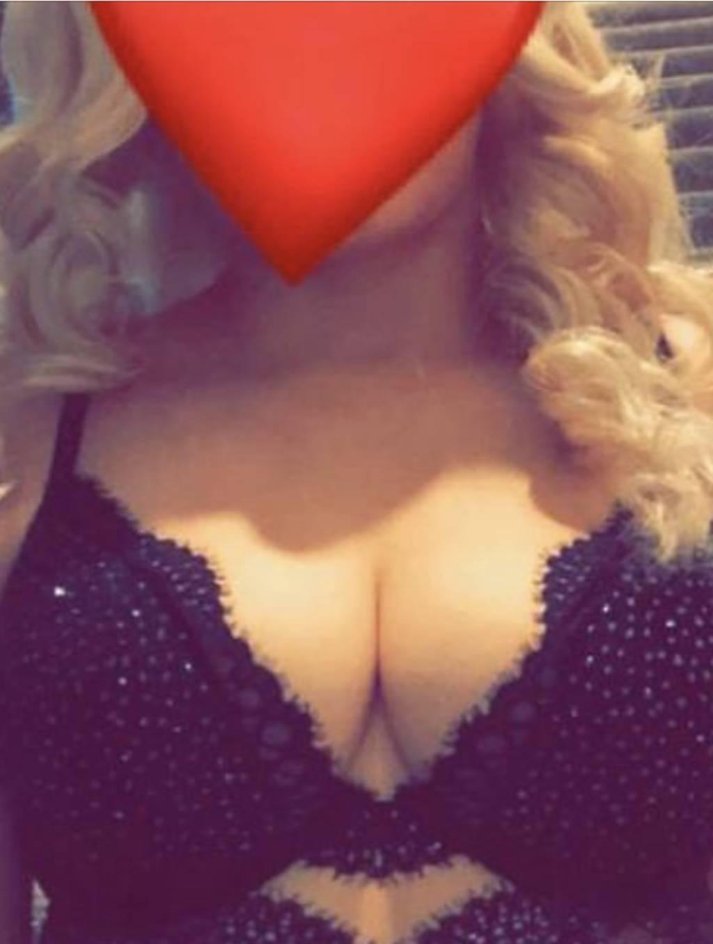 Blonde Becky Bubbly Booty High Class