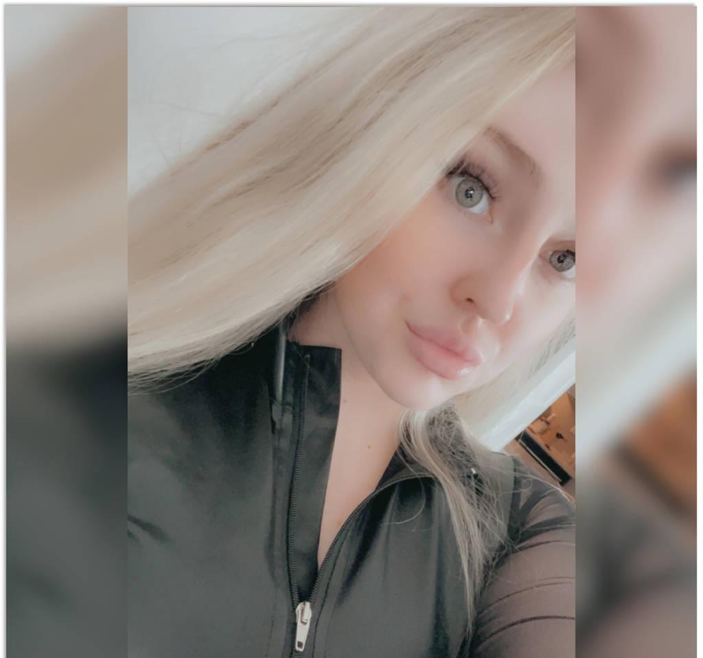 Legit Online Services • Fetishes • Toys •Onlyfans