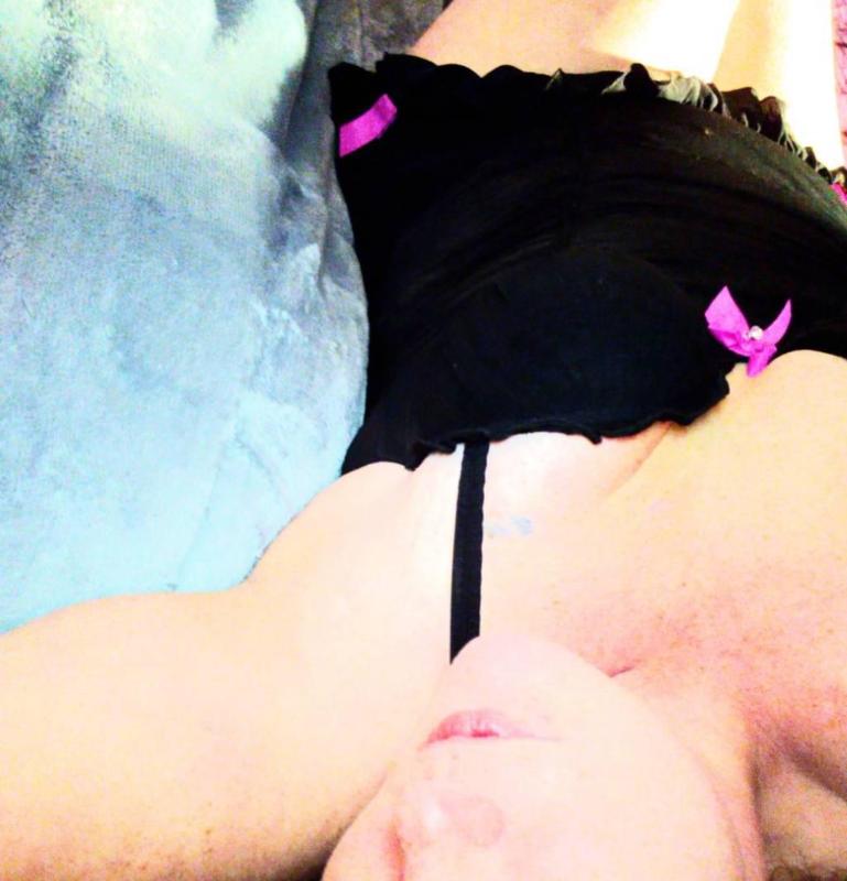 NEW to the Business, Mature Professional Lady to satisfy